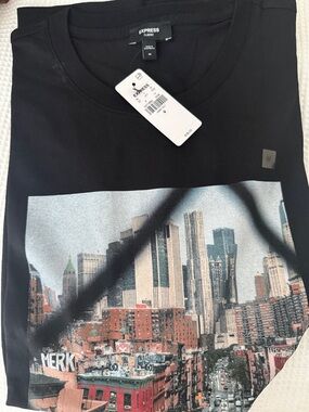 NWT MENS Express Black Cityscape Graphic Tee